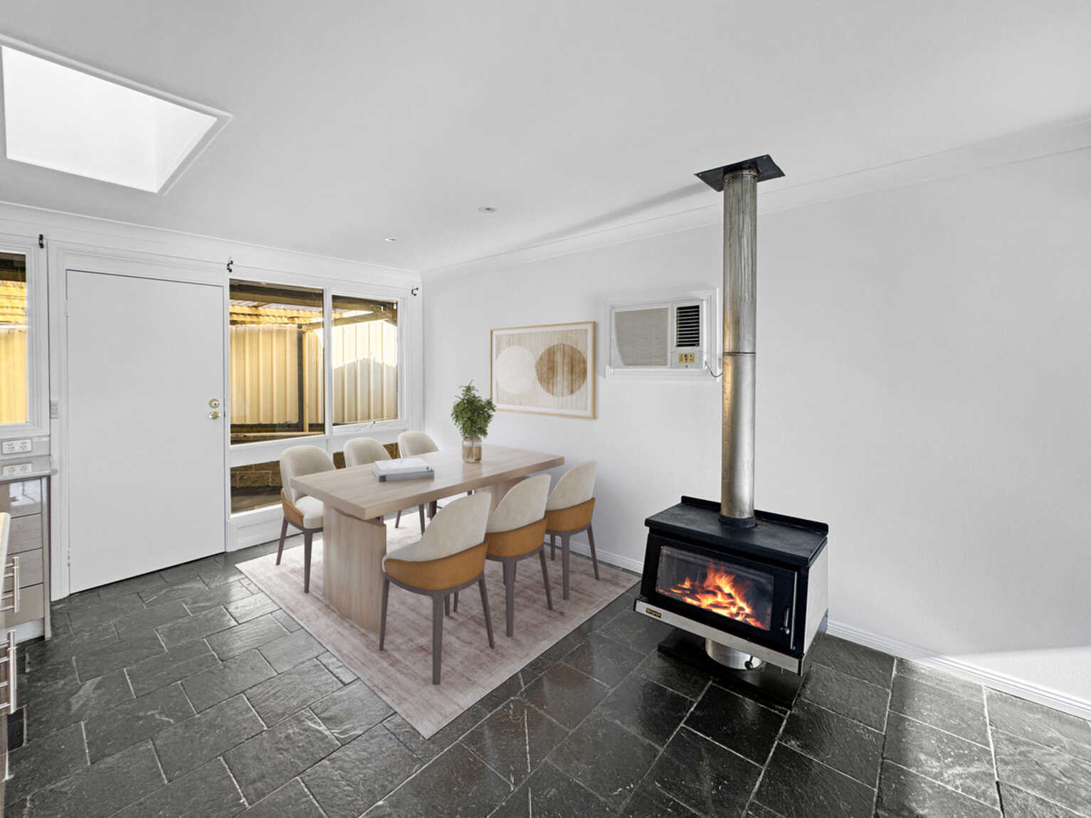 40 Pecks Road North Richmond 40 Pecks Road North Richmond