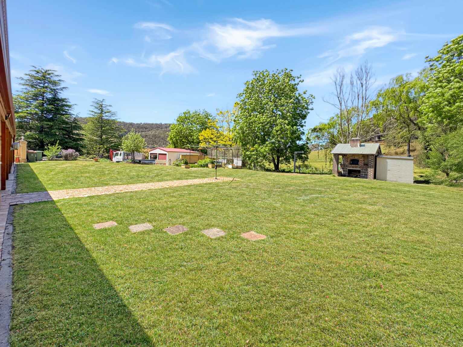 6 Girraween Drive Marrangaroo 6 Girraween Drive Marrangaroo