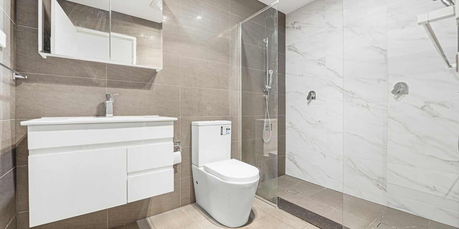 46/206 Great Western Highway Kingswood