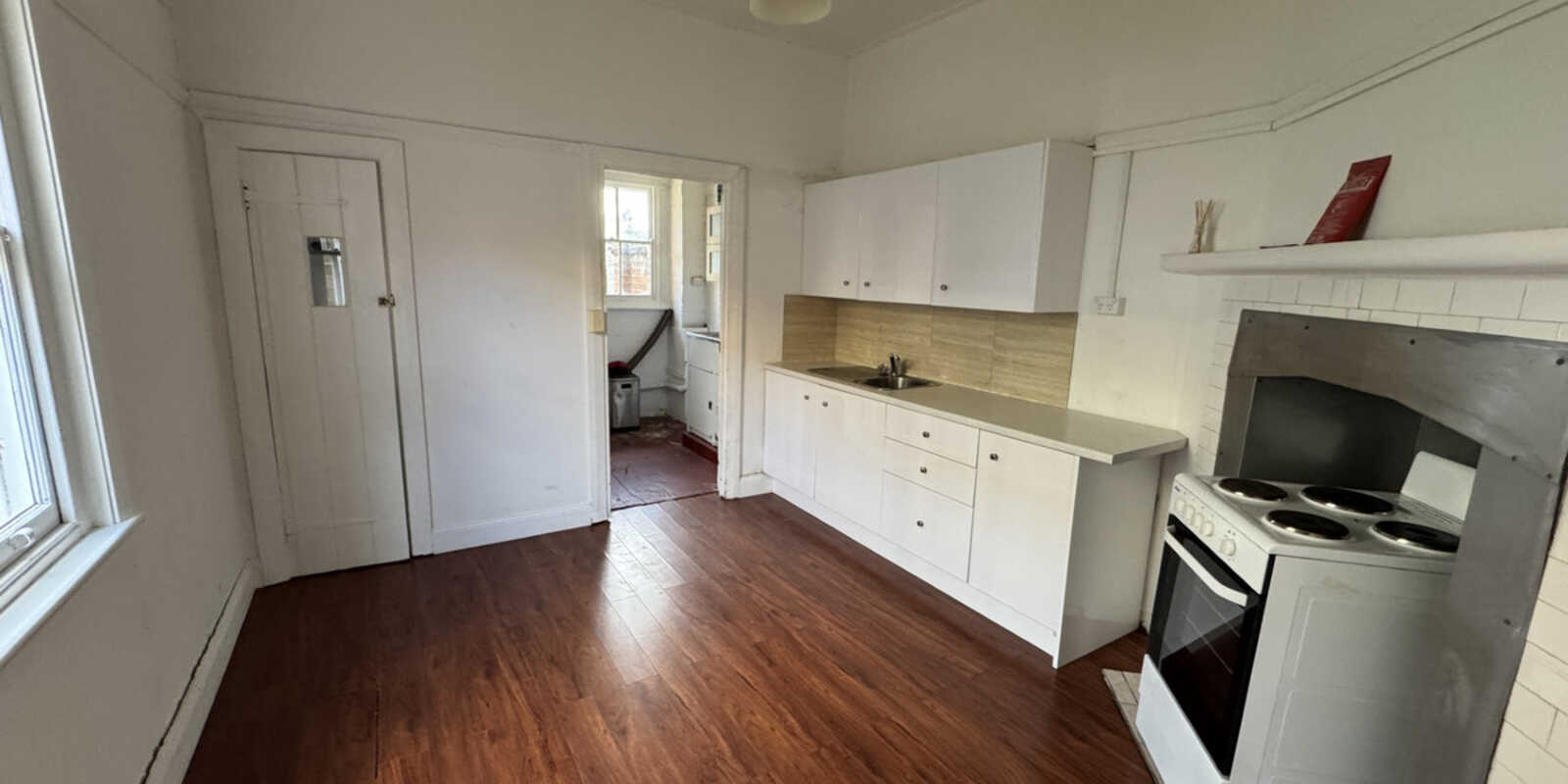 8B Wolgan Street Portland