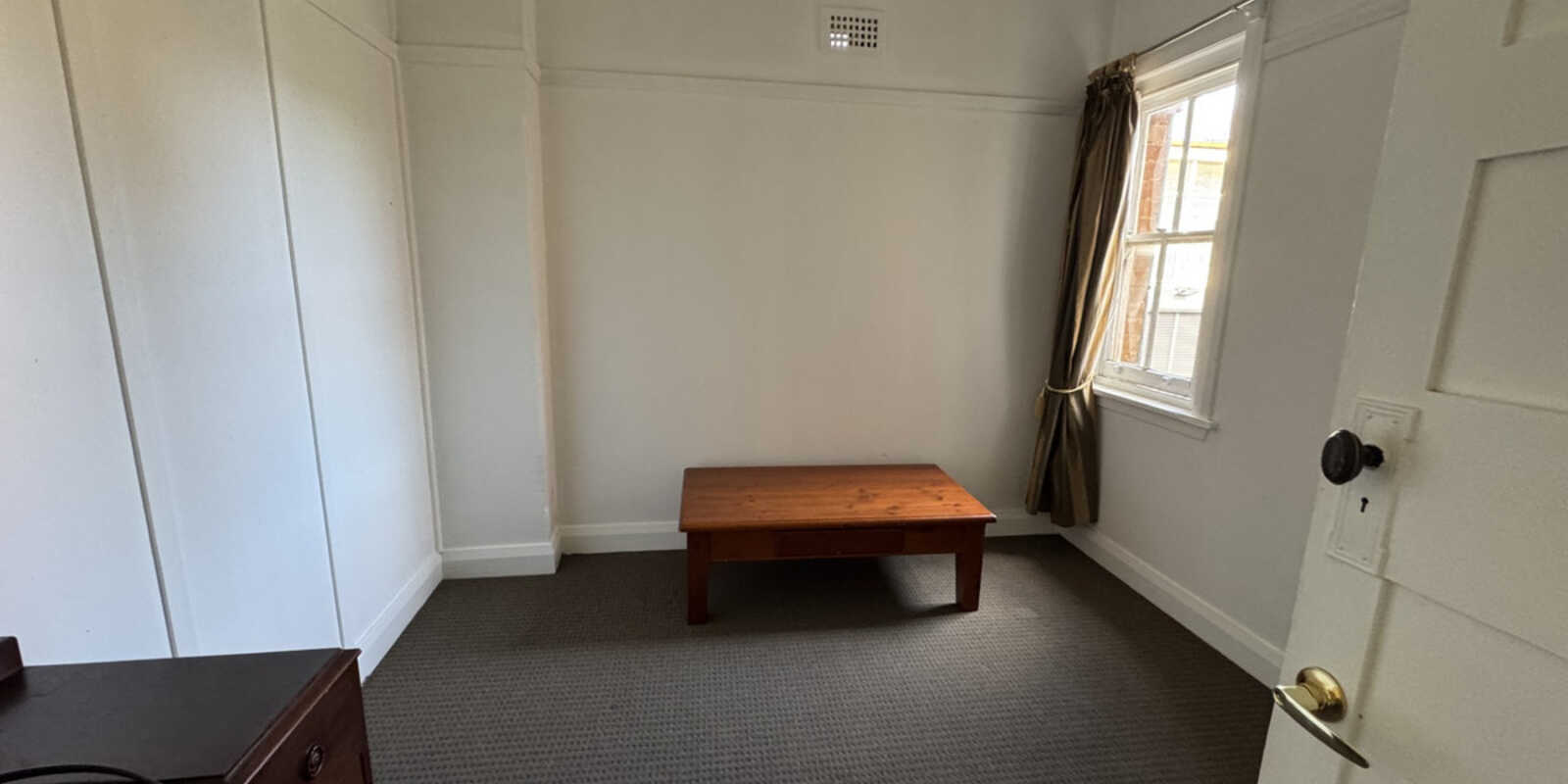 8B Wolgan Street Portland