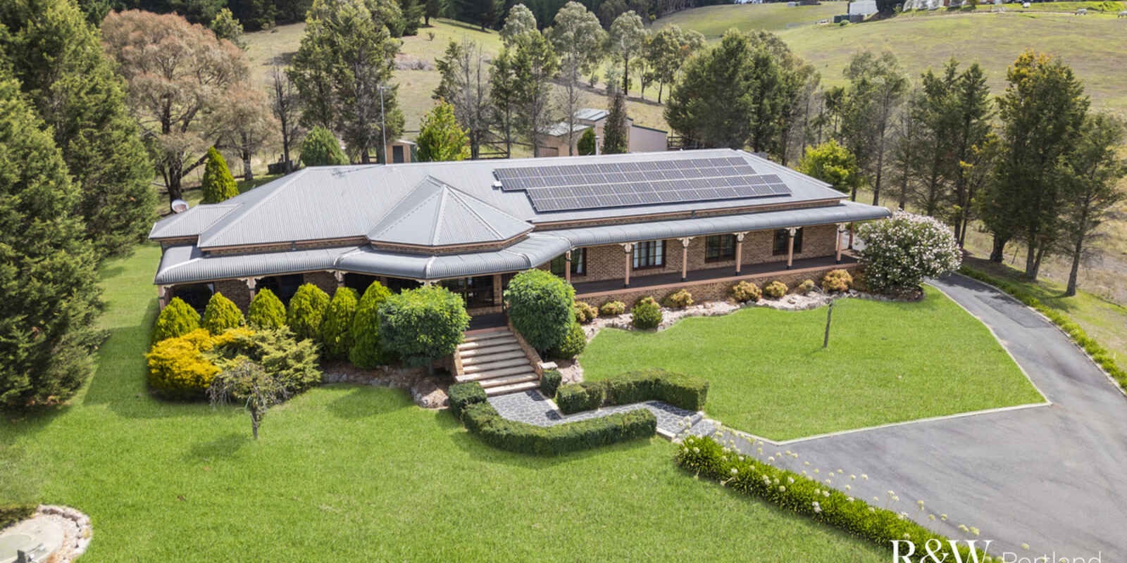 2 Pine Grove Avenue Wallerawang