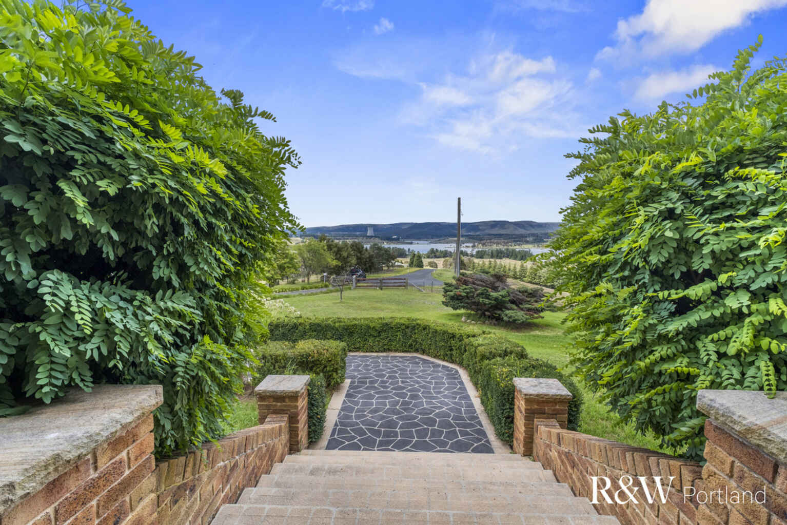 2 Pine Grove Avenue Wallerawang