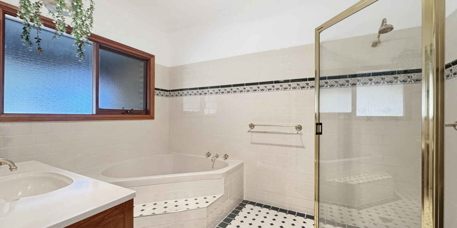 2 Pine Grove Avenue Wallerawang