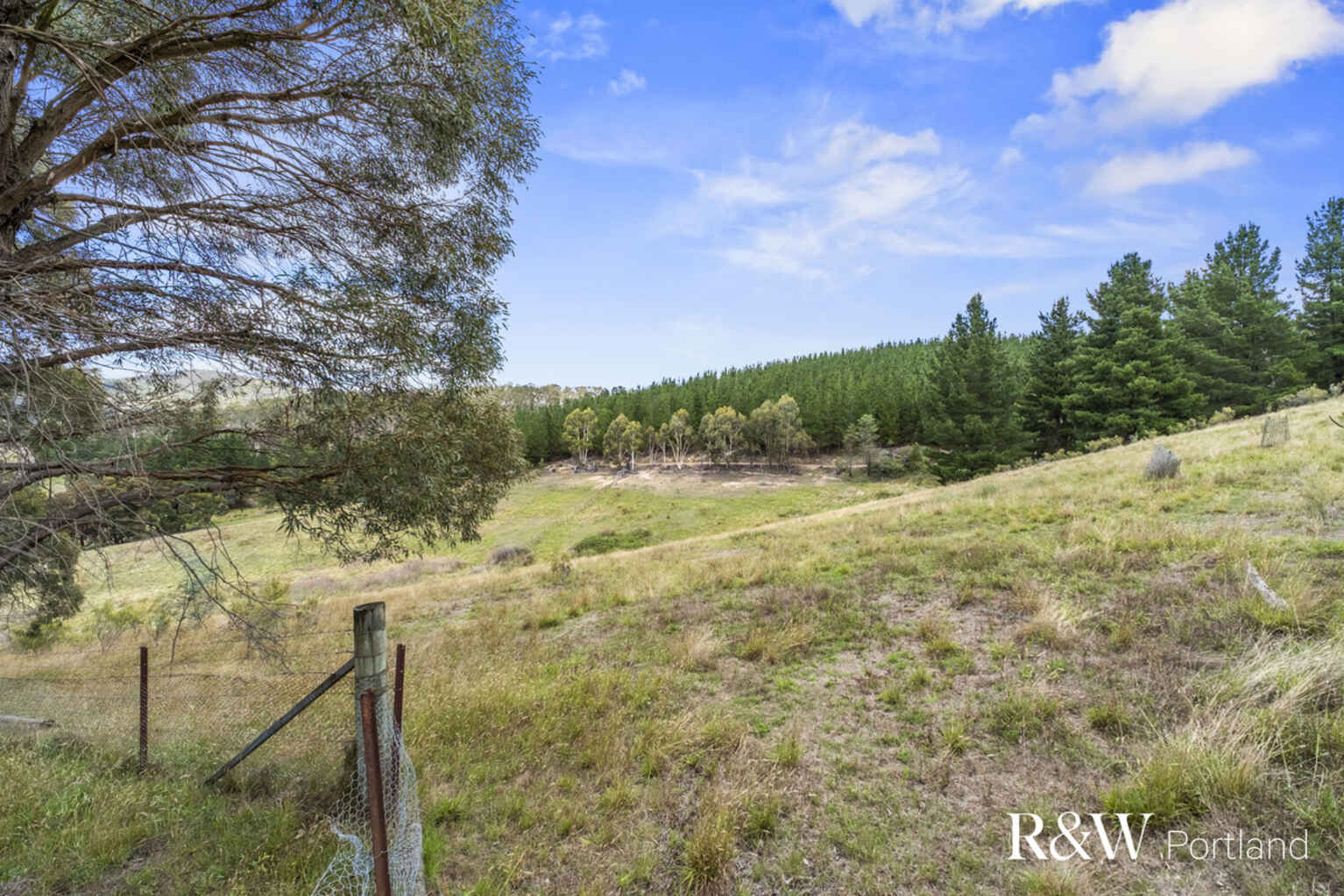 2 Pine Grove Avenue Wallerawang