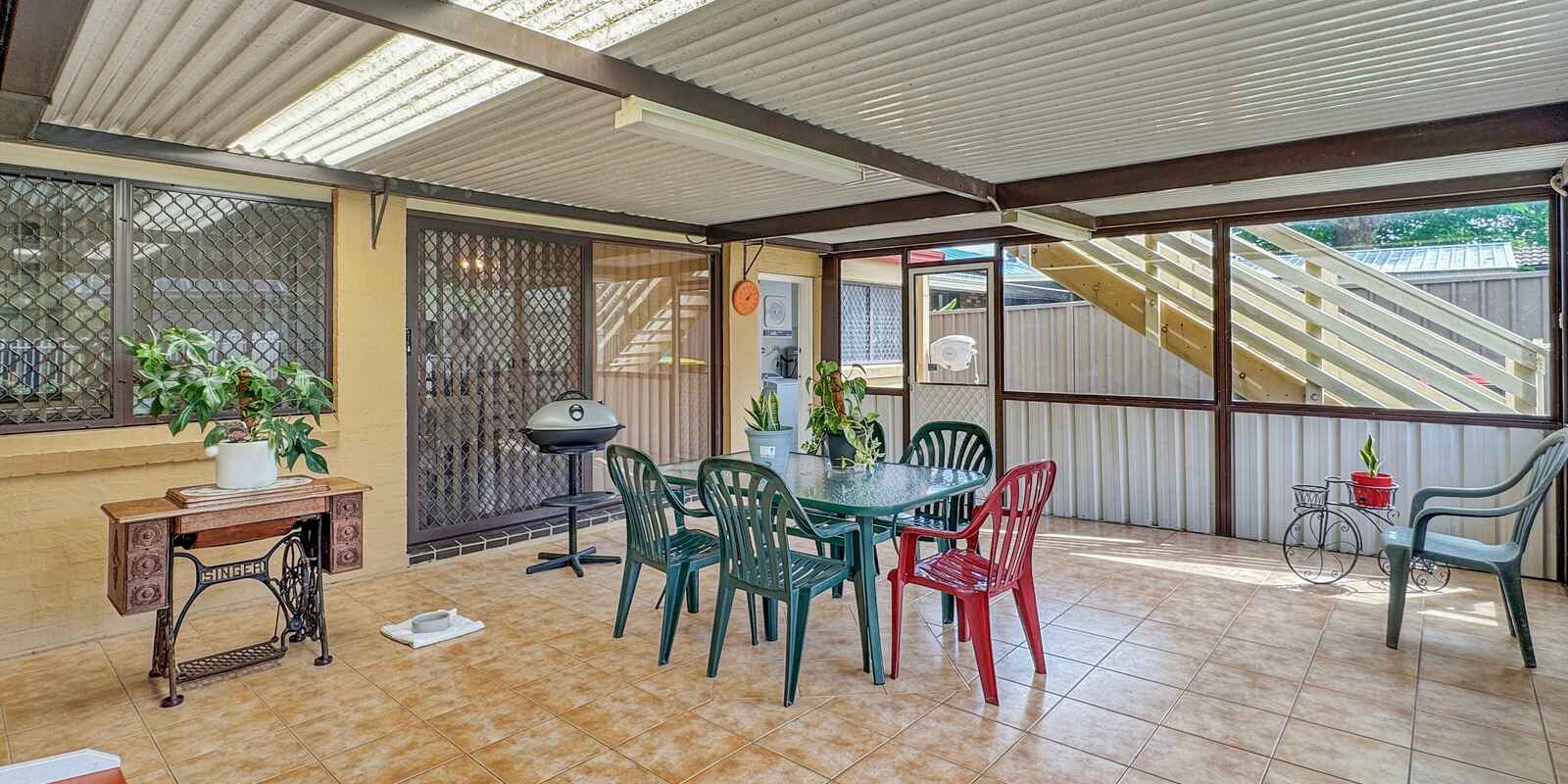 4 Thornhill Crescent Werrington Downs 4 Thornhill Crescent Werrington Downs